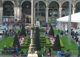 6. MILANO PIAZZA DUOMO