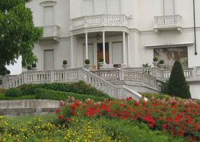 4. giardino sulle colline piemontesi